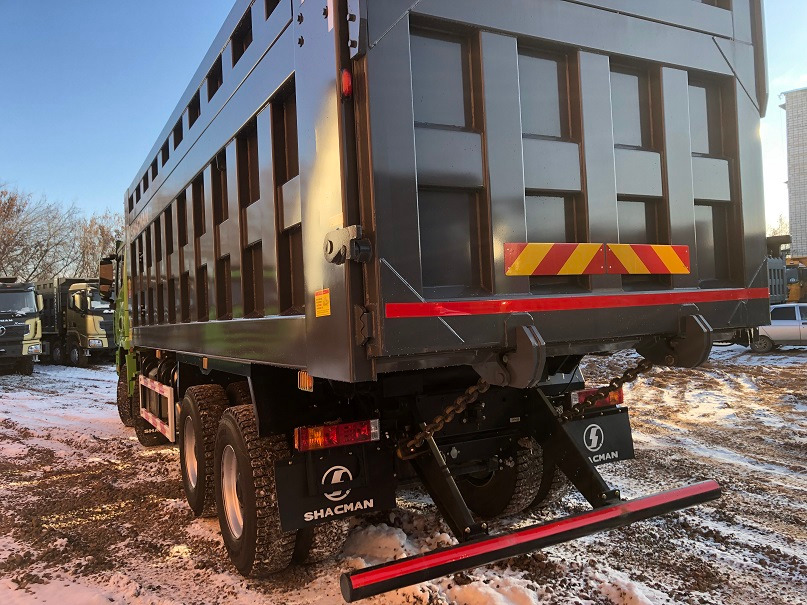 Самосвал Shacman X3000 8*4 WP13.550E501 SX331863366